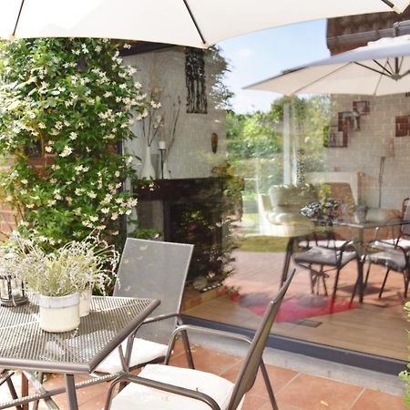 Les Chambourlettes Bed & Breakfast Mons Exterior photo