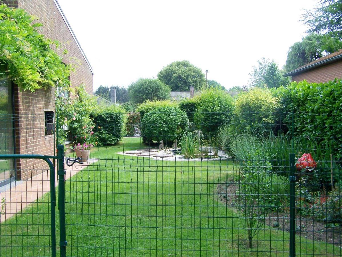 Les Chambourlettes Bed & Breakfast Mons Exterior photo